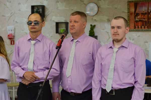 dsc-6904C7EA931C-BC50-AC4F-AE0E-AB388B919548.jpg