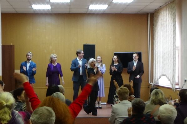 «День Артиста — день добрых дел» Благотворительный концерт в Кемеровской местной организации ВОС.