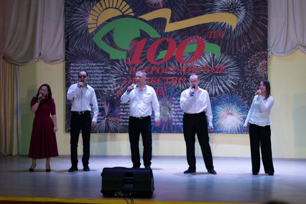 Праздничный танцевальный вечер «Два в одном»