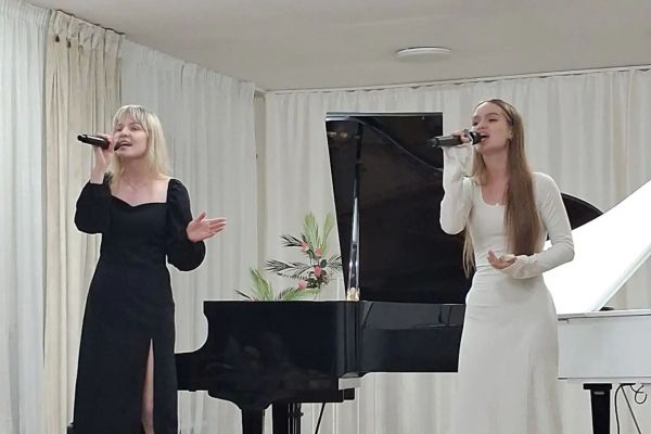 В Мариинской МО ВОС прошел праздничный концерт «Золотая осень жизни»