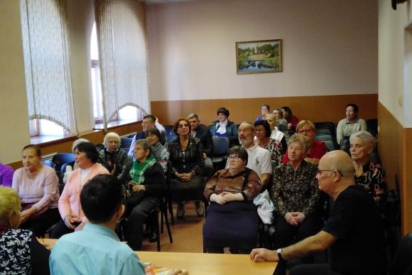 реабилитационное мероприятие литературно - поэтического клуба «Озарение» посвящённое войне на Украине «Донбасс, мы с тобой»